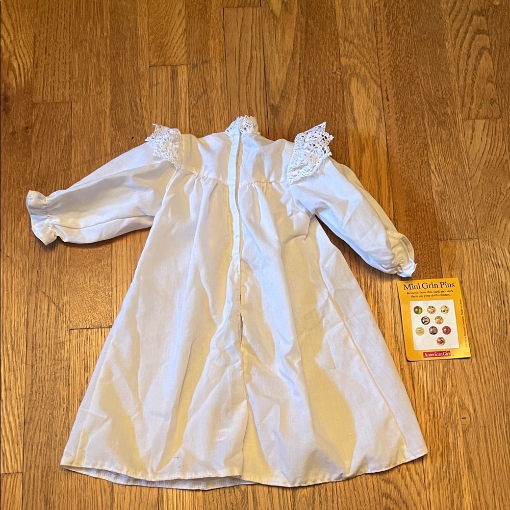 American Girl Doll Vintage Samantha Nightgown - Picture 4 of 6